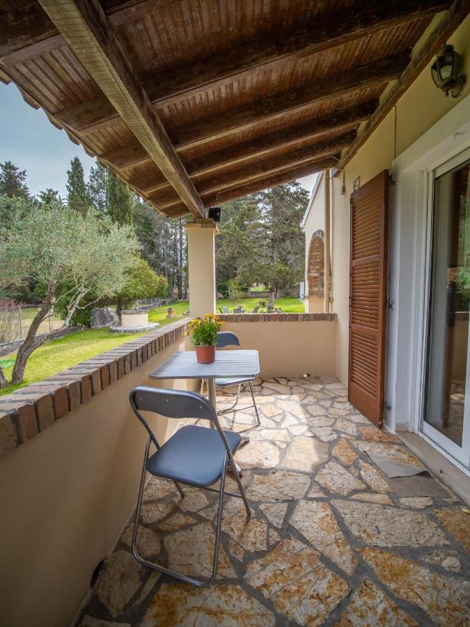 Villa Haris Gazatika Экстерьер фото