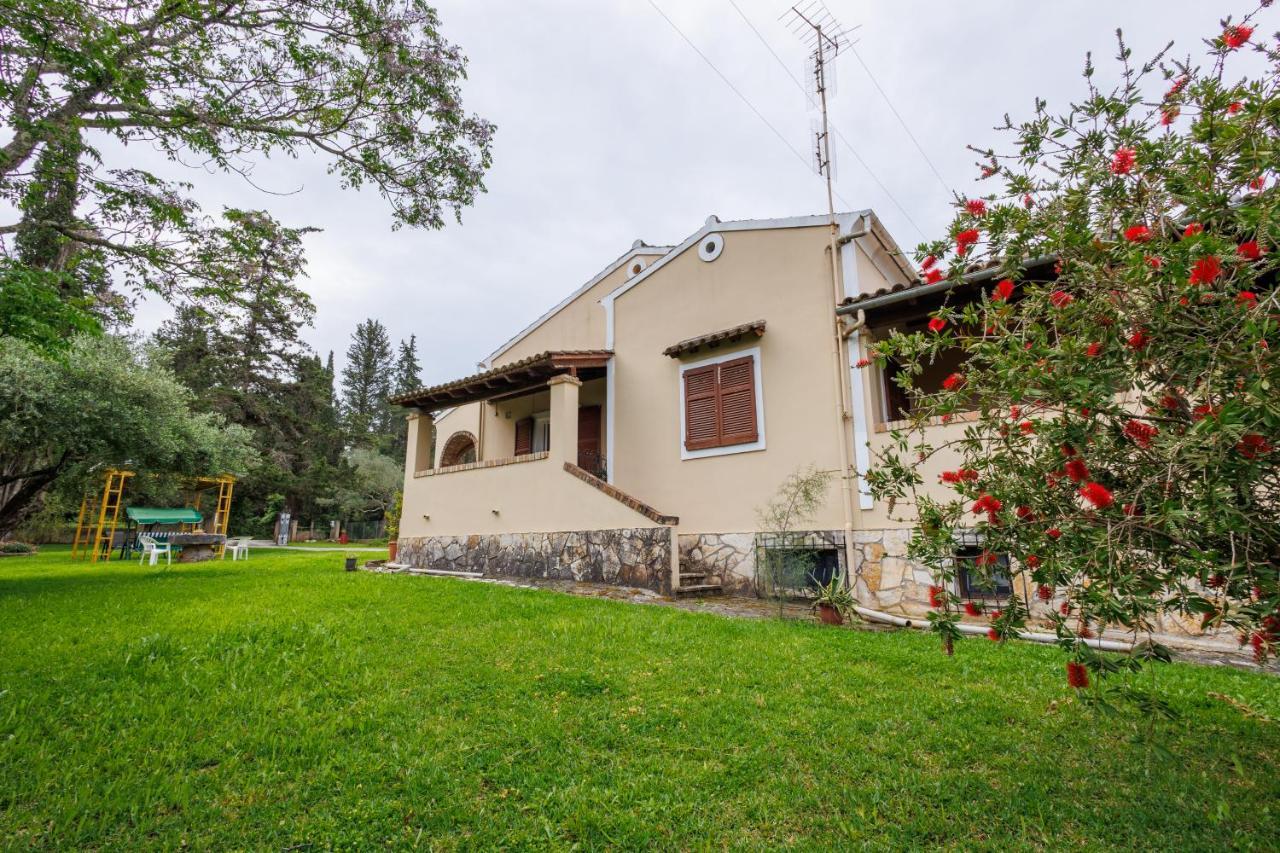 Villa Haris Gazatika Экстерьер фото