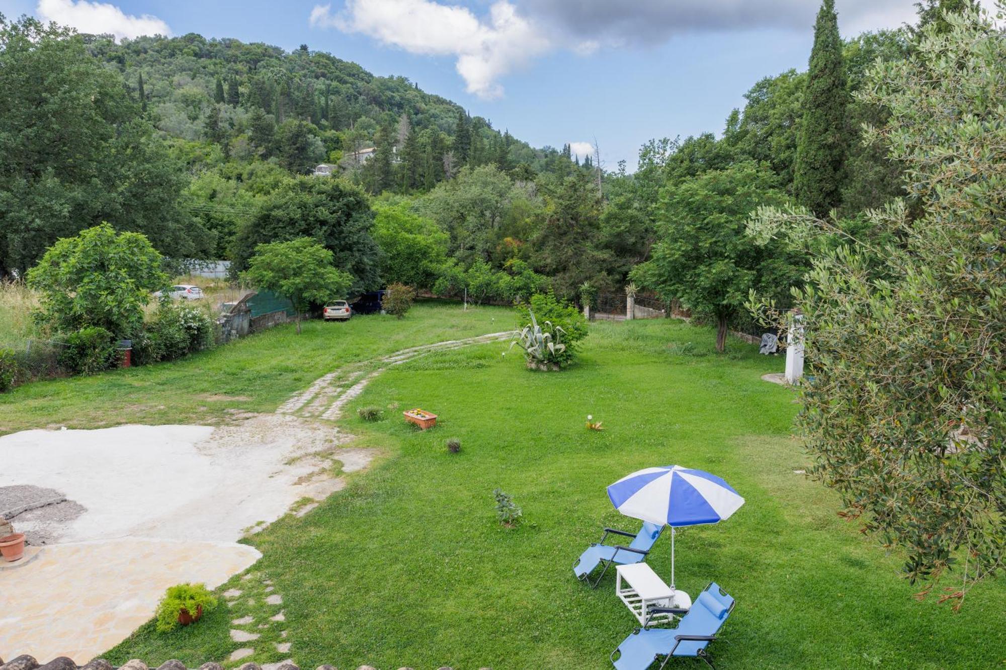Villa Haris Gazatika Экстерьер фото