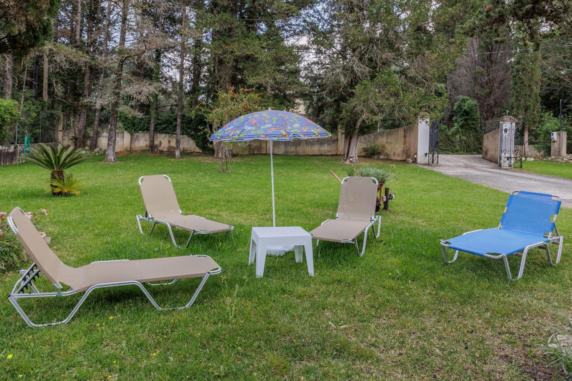 Villa Haris Gazatika Экстерьер фото